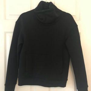 lululemon black pullover sweatshirt
